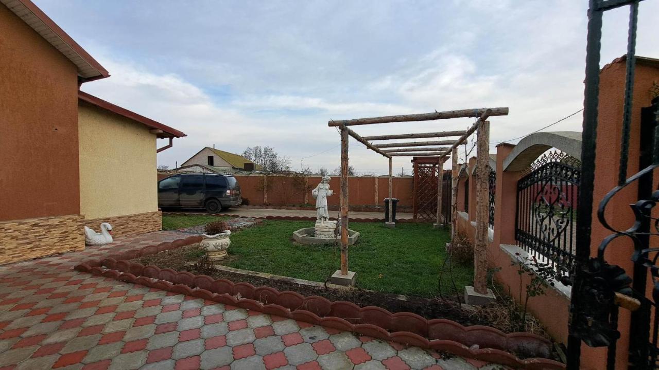 Pensiunea Burciu Salcioara  المظهر الخارجي الصورة